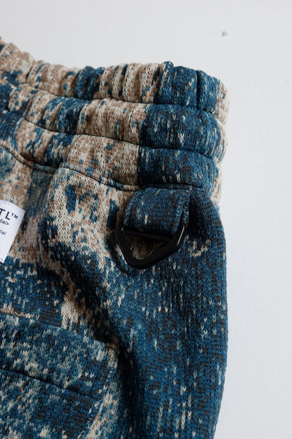 FUNDAMENTAL x MEANSWHILE BORO SHORT PANTS-BORDO